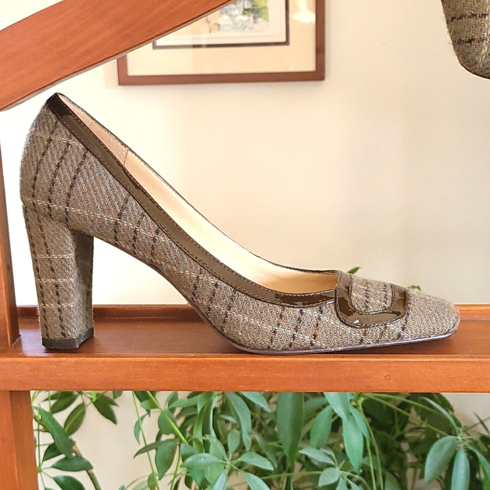 Tweed square toe heels